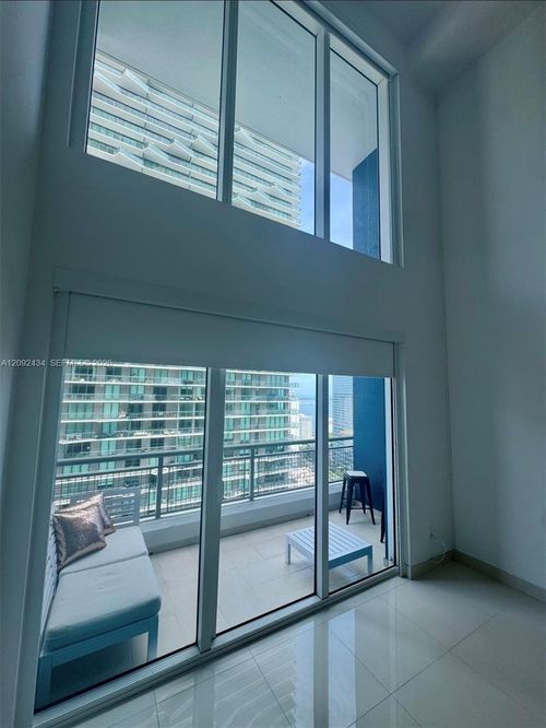 2618-60 Sw 13th St, Miami, FL, 33130-4328 | Card Image