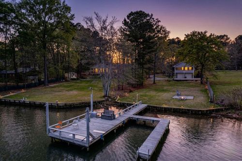 462 Rockville Springs Dr, Eatonton, GA, 31024-8282 | Card Image