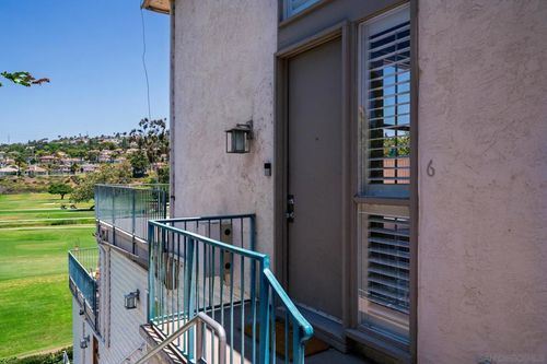 unit-6-2544 Navarra Dr, Carlsbad, CA, 92009-7056 | Card Image