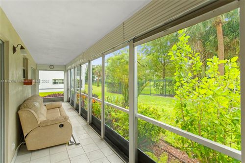 apt-101-4800 Hillcrest Ln, Hollywood, FL, 33021-7801 | Card Image