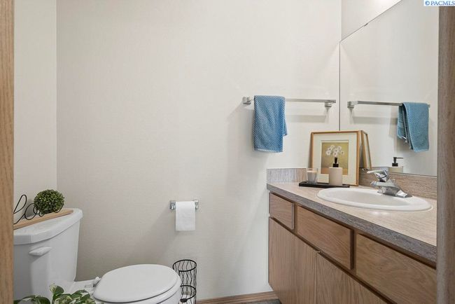 573-575 Se Shoemaker Pl, Home with 0 bedrooms, 0 bathrooms and null parking in Pullman WA | Image 8