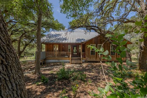 150 Platten Creek Rd, Boerne, TX, 78006-7206 | Card Image