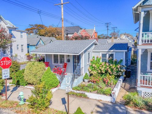 77 Abbott Ave, Ocean Grove, NJ, 07756-1309 | Card Image