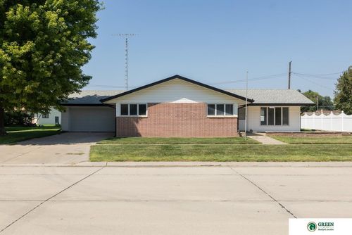 1121 Front St, Henderson, NE, 68371-8724 | Card Image