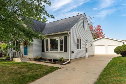 839 5th Ave Se, Rochester, MN, 55904-7361 | Card Image