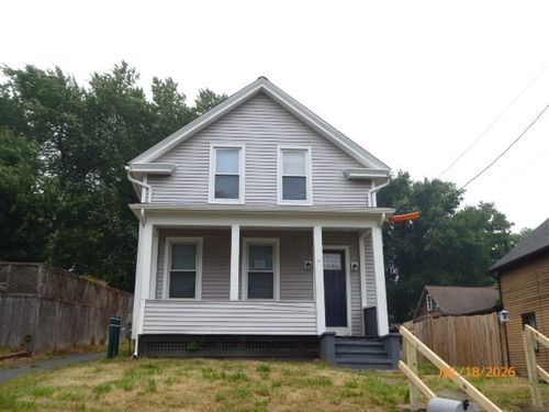 24 Pendleton Ave, Chicopee, MA, 01020-2166 | Card Image