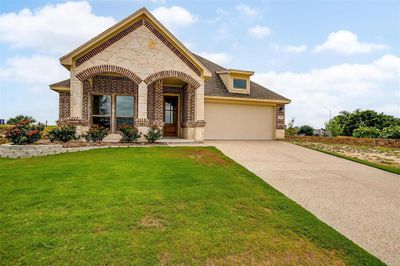 7311 Velvetleaf, House other with 3 bedrooms, 2 bathrooms and null parking in Benbrook TX | Image 1