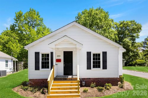 203 Sacco St, Belmont, NC, 28012-3046 | Card Image