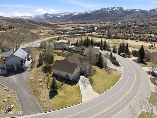 2805 Sackett Dr, Park City, UT, 84098-5830 | Card Image