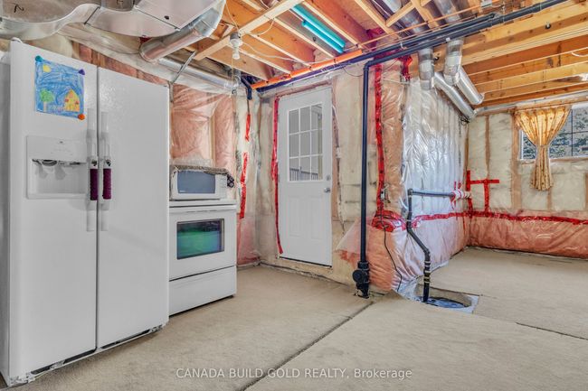 53 Bottomwood St, House attached with 3 bedrooms, 3 bathrooms and 3 parking in Brampton ON | Image 33
