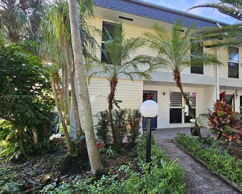 9a-2750 N 34th Ave, Hollywood, FL, 33021-3143 | Card Image