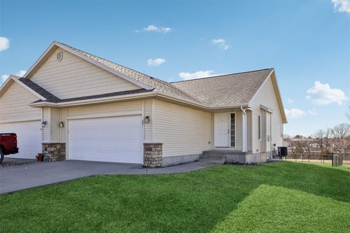 201 S 20th Street, Indianola, IA, 50125 | Card Image