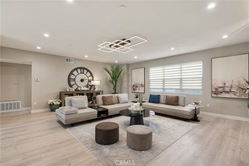 355 S Cypress St, La Habra, CA, 90631-5518 | Card Image