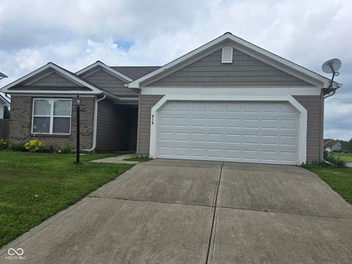 616 Rocky Meadow Dr, Greenwood, IN, 46143-7767 | Card Image