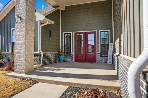 4805 Hambletonian Lane, Mustang, OK, 73064 | Card Image