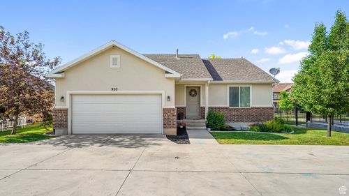 950 N 90 W, Santaquin, UT, 84655-5663 | Card Image