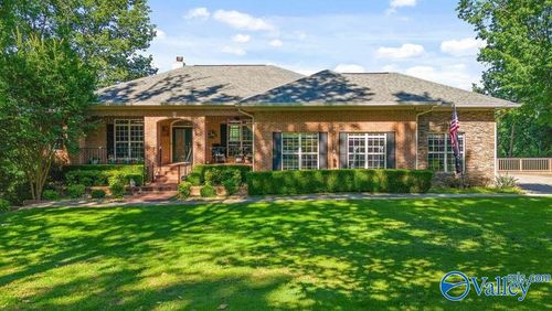 339 Hill Bluff Rd, Guntersville, AL, 35976-7332 | Card Image