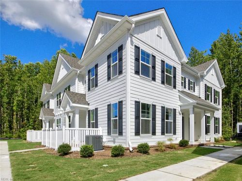 MM Pine Grove Cir, Chesapeake, VA, 23321 | Card Image