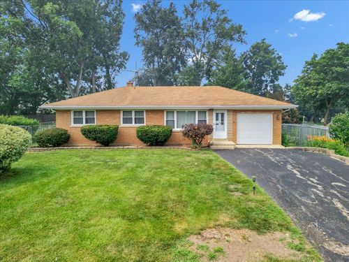 23W566 Bryn Mawr Avenue, Roselle, IL, 60172 | Card Image