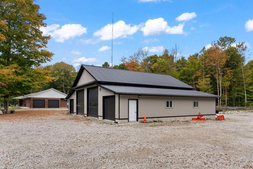 442289 Concession 21, Georgian Bluffs, ON, N0H2T0 | Card Image