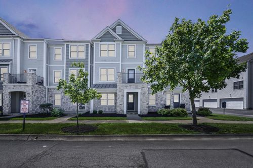 207-6023 Canyon Creek Dr, Dublin, OH, 43016-7411 | Card Image