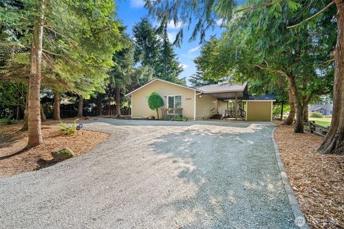 19030 92nd Ave Nw, Stanwood, WA, 98292-5323 | Card Image