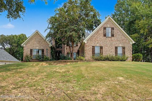 1424 Stone Gate Dr, Hernando, MS, 38632-9467 | Card Image