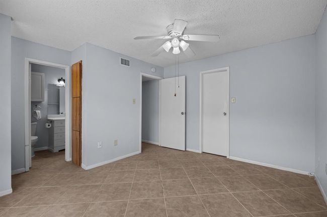 APT-2311 - 260 El Dorado Blvd, Townhouse with 2 bedrooms, 1 bathrooms and null parking in Webster TX | Image 9