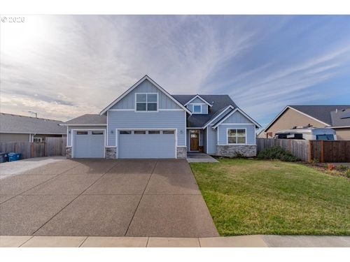 559 Se Palomino St, Sublimity, OR, 97385-9420 | Card Image
