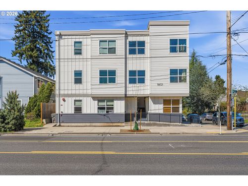 201-1801 N Rosa Parks Way, Portland, OR, 97217-4871 | Card Image