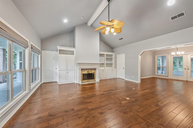 519 Hideaway Ln E, House other with 4 bedrooms, 3 bathrooms and null parking in Hideaway TX | Image 9