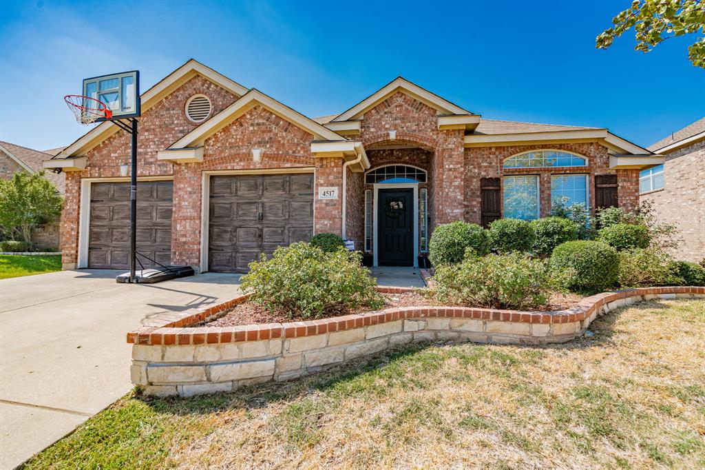 Woodbluff Dr, Mesquite, TX 75150