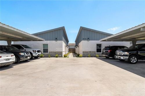 1631 Playa Dr, Weslaco, TX, 78596-0138 | Card Image