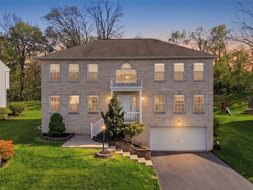 220 Macduff Ct, Gibsonia, PA, 15044-9497 | Card Image