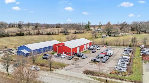 5120 S Commercial St, Bloomington, IN, 47403-8821 | Card Image