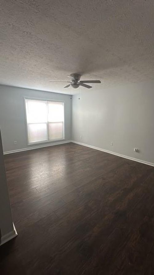 115 Governors Dr, Forest Park, GA, 30297-2152 | Card Image