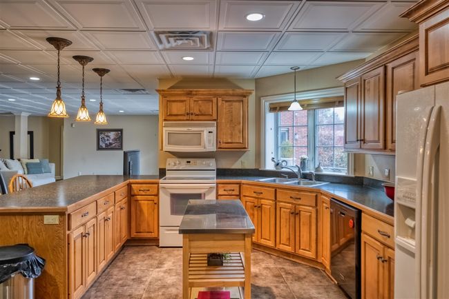 122 Fairway Acres Dr, House other with 7 bedrooms, 5 bathrooms and null parking in Dunmor KY | Image 60