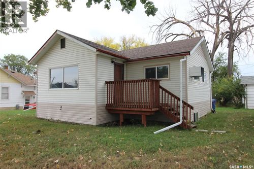 138 Red Coat Dr, Eastend, SK, S0N0T0 | Card Image