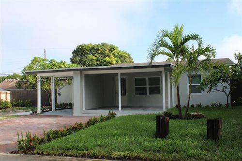 241 Ne 55th St, Oakland Park, FL, 33334-1658 | Card Image