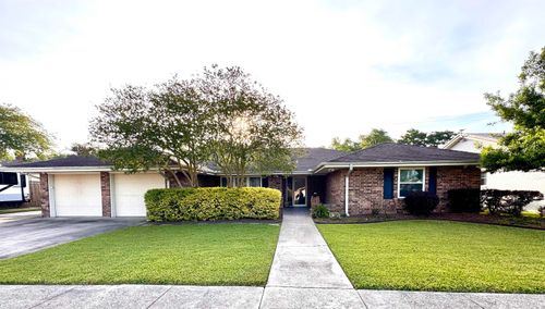 1304 Walnut Dr, Morgan City, LA, 70380-1652 | Card Image