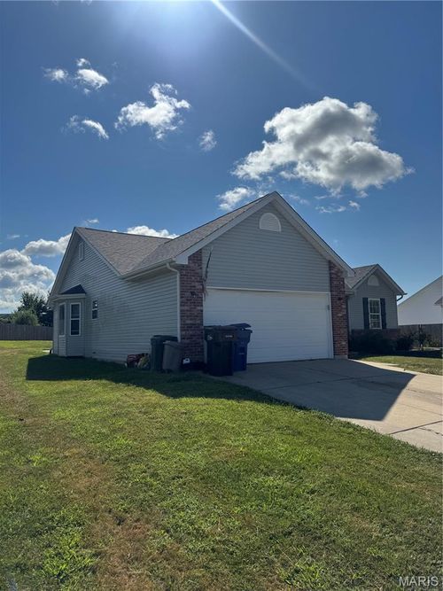 201 Cuivre Ridge Dr, Troy, MO, 63379-6319 | Card Image