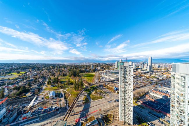3702 - 9887 Whalley Blvd, Condo with 3 bedrooms, 2 bathrooms and 1 parking in Surrey BC | Image 18