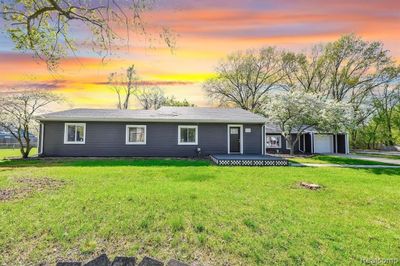 960 Olreana Road, House other with 4 bedrooms, 2 bathrooms and null parking in White Lake Twp MI | Image 2