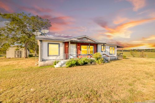 14858 Fm 1322, Luling, TX, 78648-4680 | Card Image