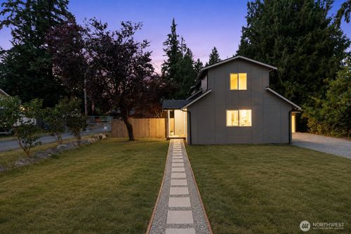 2531 Monroe Ave, Everett, WA, 98203-5401 | Card Image