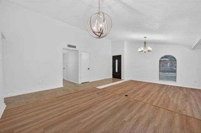4070 Coltwood Dr, House other with 3 bedrooms, 2 bathrooms and 2 parking in Spring TX | Image 11