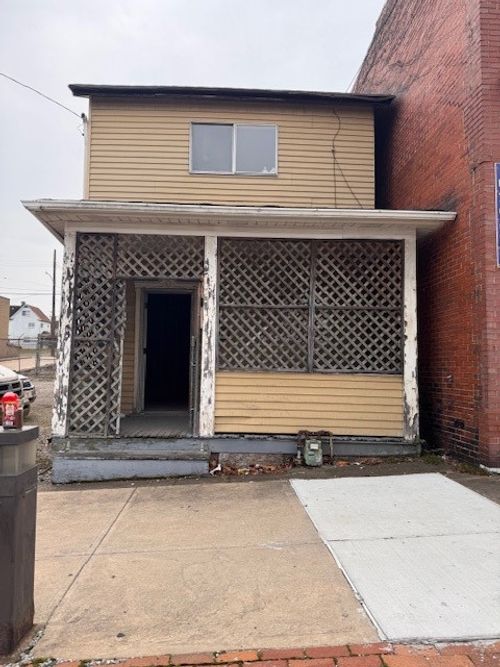 519 Grant Ave, Duquesne, PA, 15110-1684 | Card Image