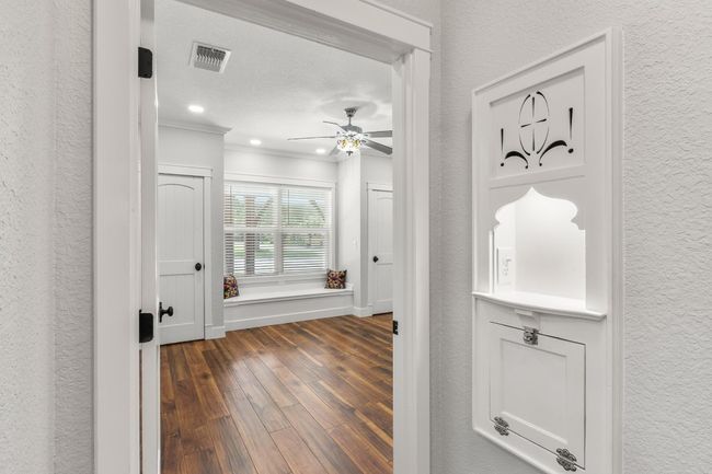 Hall | Image 17
