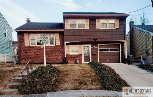 750 Coolidge Ave, Woodbridge, NJ, 07095-3212 | Card Image