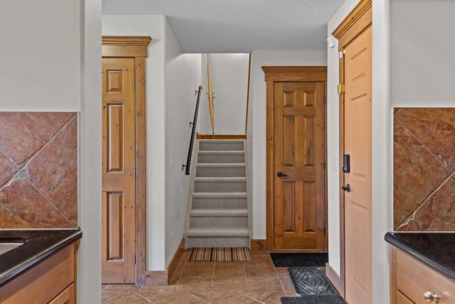 318 - 155 Crossbow Place, Condo with 2 bedrooms, 3 bathrooms and 1 parking in Canmore AB | Image 19